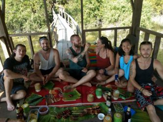 2019-01-25 Ausflug mit Picknick zum Haus auf dem See mit unseren Volontären Reece, Graham, Jack, Nicky, Phuong und Neil.