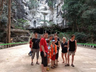 2019-04-21 Ausflug mit unseren Freunden zur Höhle Tham Aen