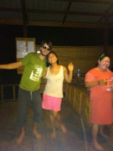 2019-05-30 End-of-season-Party. Tom + Fai feiern ihren baldigen Einstand.