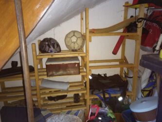 2020-10-03 Erdgeschoss, unter der Treppe